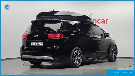 KIA CARNIVAL 9-SEATER HI-LIMOUSINE