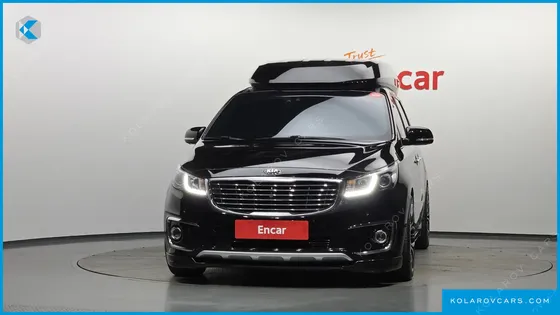 KIA CARNIVAL 9-SEATER HI-LIMOUSINE
