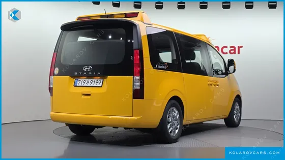 HYUNDAI STARIA L3.5  KINDER SAFETY CAR