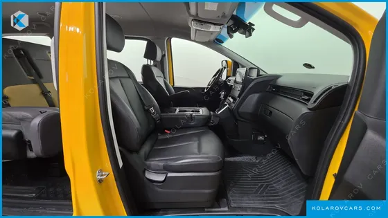 HYUNDAI STARIA L3.5  KINDER SAFETY CAR