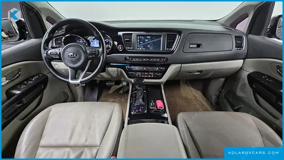 KIA CARNIVAL 9-SEATER PRESTIGE