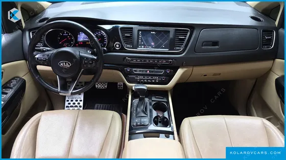 KIA CARNIVAL 9-SEATER NOBLESSE