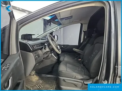 HYUNDAI STARIA CARGO 3-SEATER