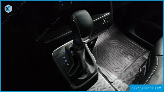 HYUNDAI STARIA HEV 1.6 CARGO 3-SEATER
