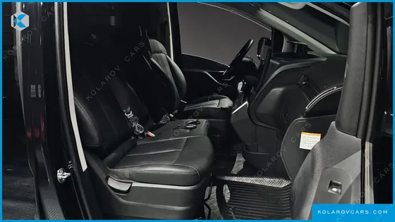 HYUNDAI STARIA HEV 1.6 CARGO 3-SEATER