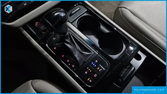 KIA CARNIVAL 9-SEATER NOBLESSE