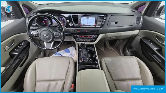 KIA CARNIVAL 9-SEATER PRESTIGE