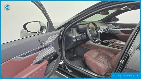 BMW I7 XDRIVE 60 DESIGN PURE EXCELLENCE