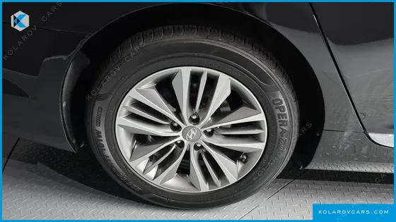 HYUNDAI GRANDEUR HG220 DIESEL MODERN