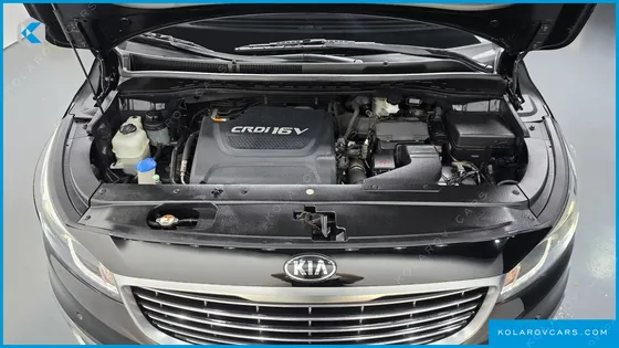 KIA CARNIVAL 9-SEATER HI-LIMOUSINE