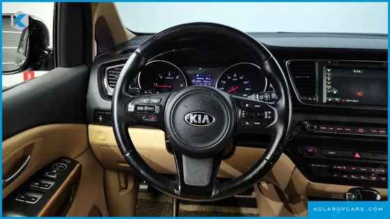 KIA CARNIVAL 11-SEATER HI-LIMOUSINE