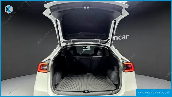 TESLA MODEL Y LONG RANGE AWD