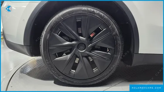 TESLA MODEL Y LONG RANGE AWD