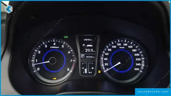 HYUNDAI GRANDEUR HG240 LUXURY