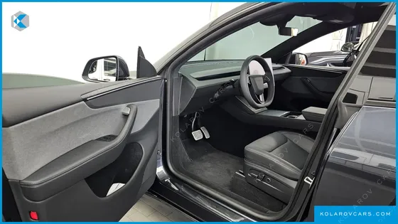 TESLA MODEL Y PREMIUM RWD