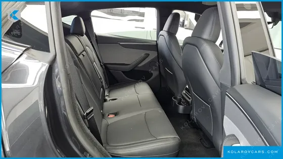TESLA MODEL Y PREMIUM RWD