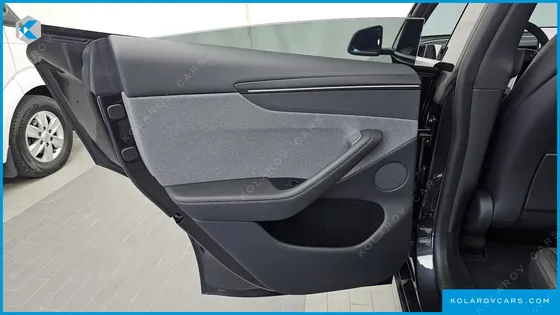 TESLA MODEL Y PREMIUM RWD