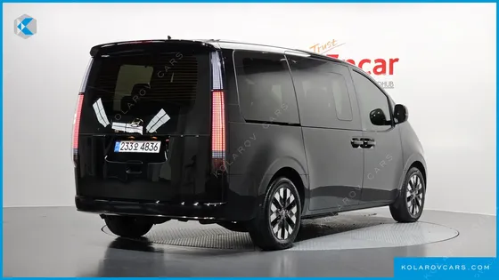 HYUNDAI STARIA HEV 1.6 LOUNGE 7-SEATER