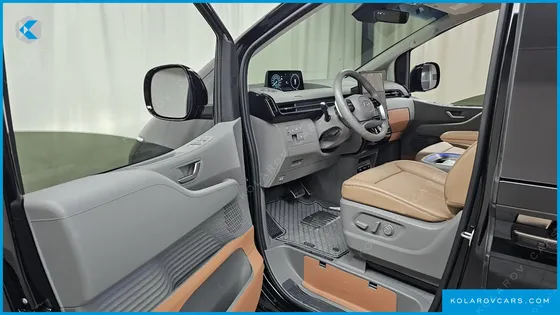 HYUNDAI STARIA HEV 1.6 LOUNGE 7-SEATER