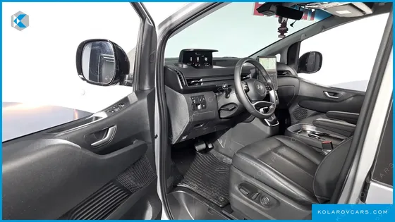HYUNDAI STARIA L3.5 CARGO 5-SEATER