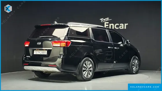 KIA CARNIVAL 9-SEATER LUXURY