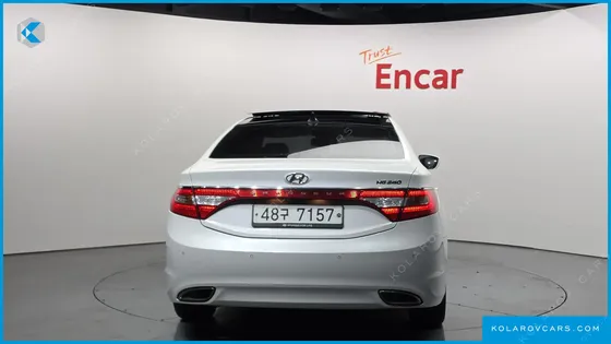 HYUNDAI GRANDEUR HG240 MODERN