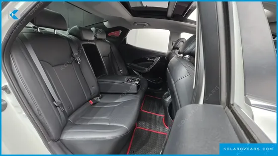 HYUNDAI GRANDEUR HG240 MODERN