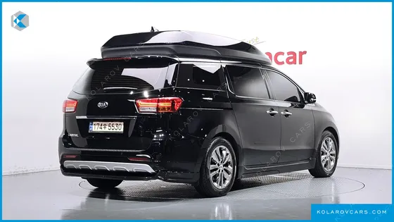 KIA CARNIVAL 9-SEATER HI-LIMOUSINE