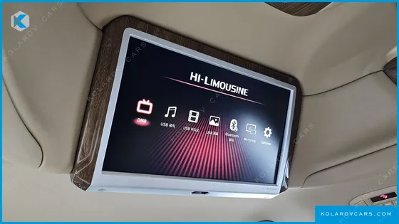 KIA CARNIVAL 9-SEATER HI-LIMOUSINE