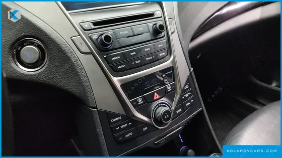 HYUNDAI GRANDEUR HG300 PREMIUM