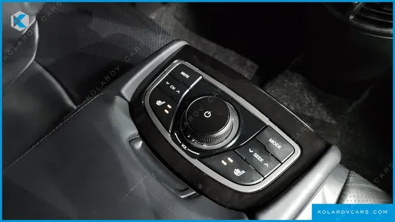 HYUNDAI GRANDEUR HG300 PREMIUM