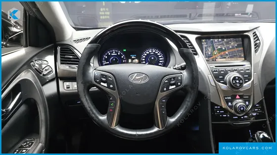 HYUNDAI GRANDEUR HG330 CELEBRITY