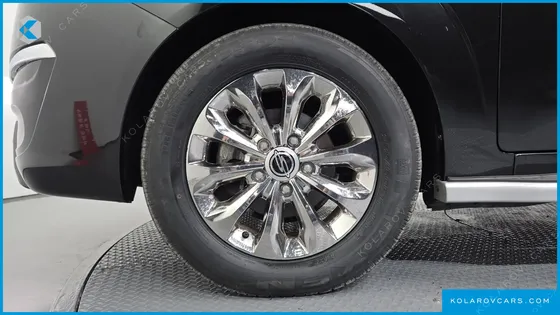 KGM - SSANGYONG KORANDO 4WD TX 11-SEATER