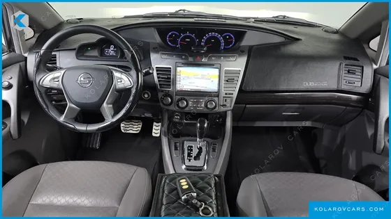 KGM - SSANGYONG KORANDO 4WD TX 11-SEATER