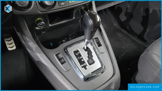 KGM - SSANGYONG KORANDO 4WD TX 11-SEATER