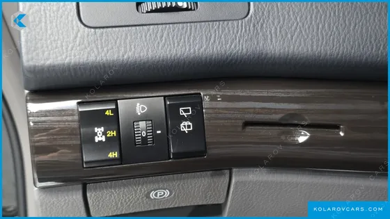 KGM - SSANGYONG KORANDO 4WD TX 11-SEATER