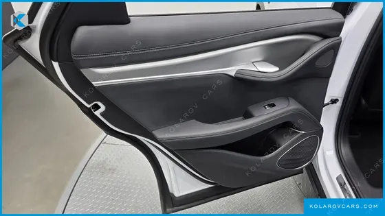 BYD SEALION 7 BASE