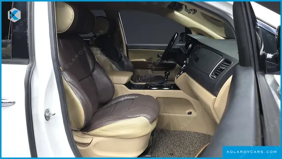 KIA CARNIVAL 9-SEATER HI-LIMOUSINE