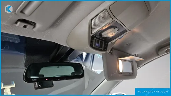 KGM - SSANGYONG KORANDO 4WD CHATEAU 9-SEATER