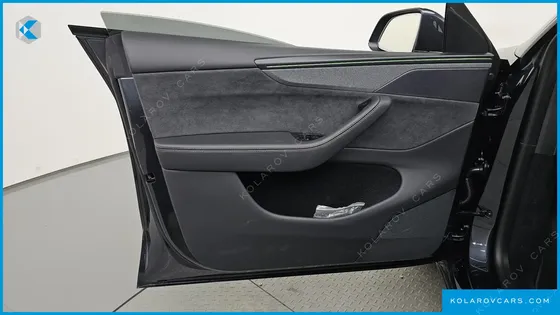 TESLA MODEL Y PREMIUM LONG RANGE AWD