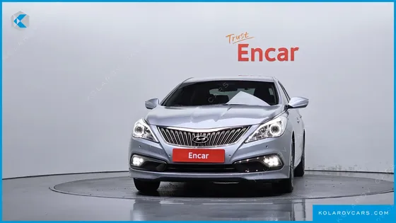 HYUNDAI GRANDEUR HG240 MODERN COLLECTION