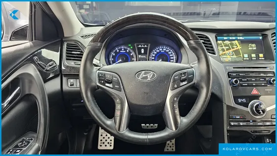 HYUNDAI GRANDEUR HG240 MODERN COLLECTION
