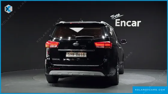 KIA CARNIVAL 9-SEATER NOBLESSE
