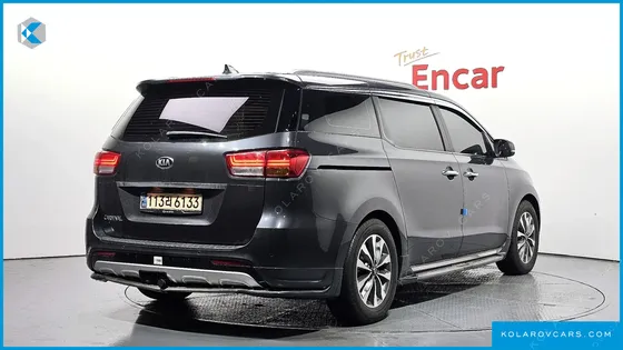 KIA CARNIVAL 9-SEATER PRESTIGE