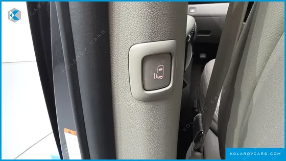 KIA CARNIVAL 9-SEATER PRESTIGE