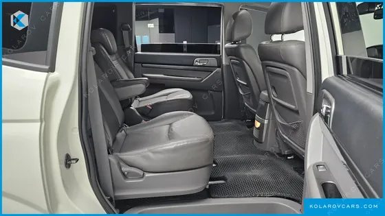 KGM - SSANGYONG KORANDO 4WD 9-SEATER ADVENTURE 60TH EDITION