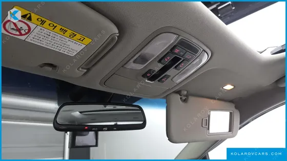 KIA CARNIVAL 9-SEATER NOBLESSE