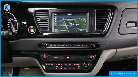 KIA CARNIVAL 9-SEATER NOBLESSE