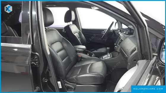 KGM - SSANGYONG KORANDO 4WD TX 9-SEATER