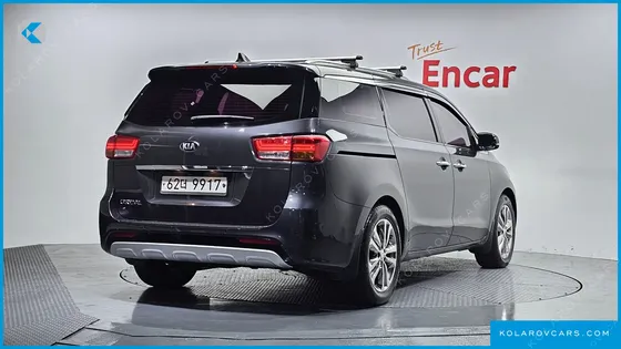 KIA CARNIVAL 9-SEATER PRESTIGE